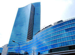 260px-PalazzoLombardia2