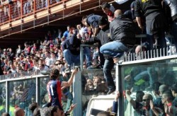 xl43-tifosi-genoa-ultras-120427172008_medium.jpg.pagespeed.ic.wqX2zLA0Iz