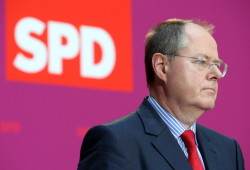 SPD Confirms Steinbrueck As Chancellor Candidate
